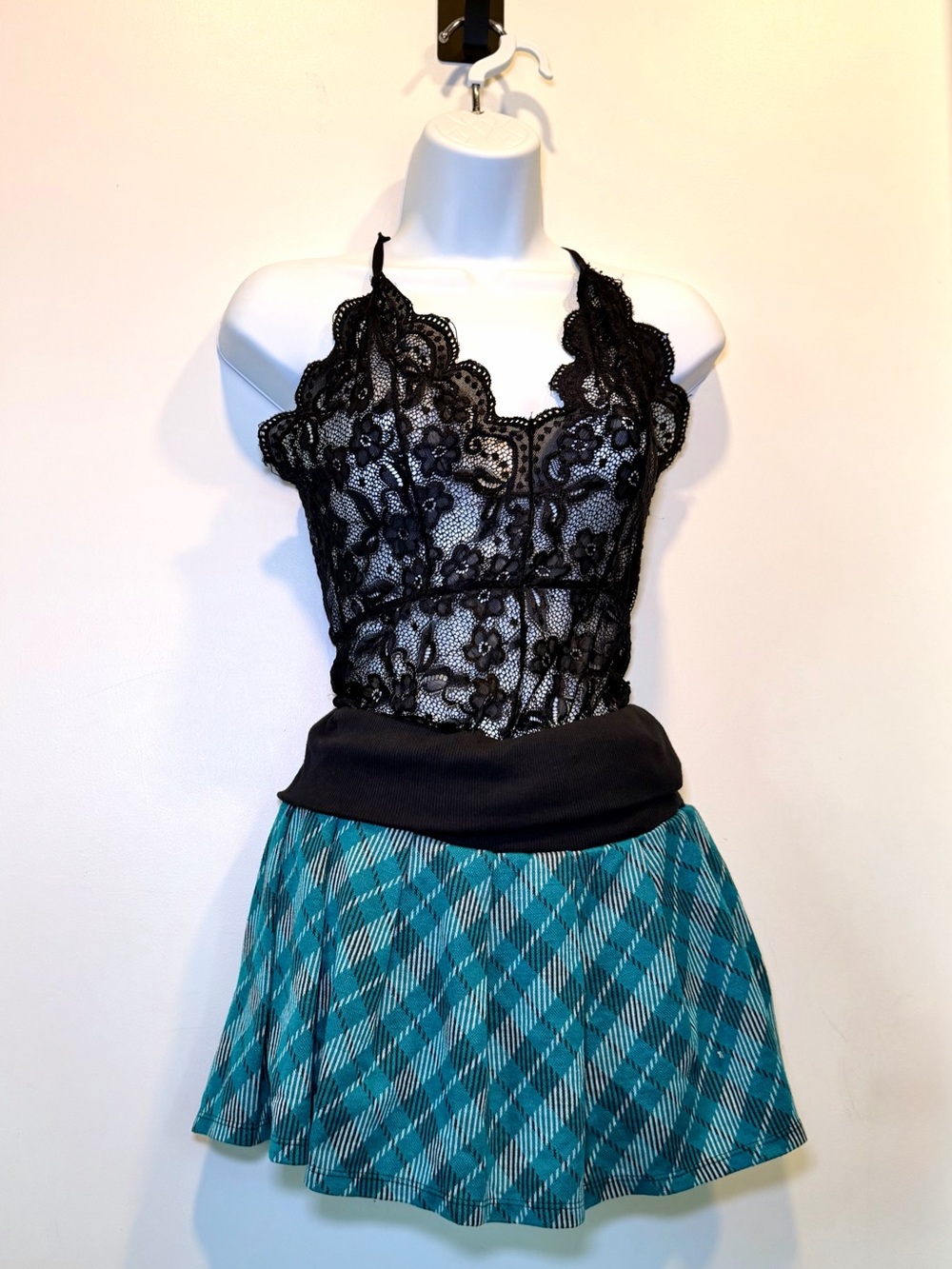Black Floral Sheer Lace Bodysuit Size S Whimsigoth Y2K Dark Fairy Grunge - Picture 6 of 10